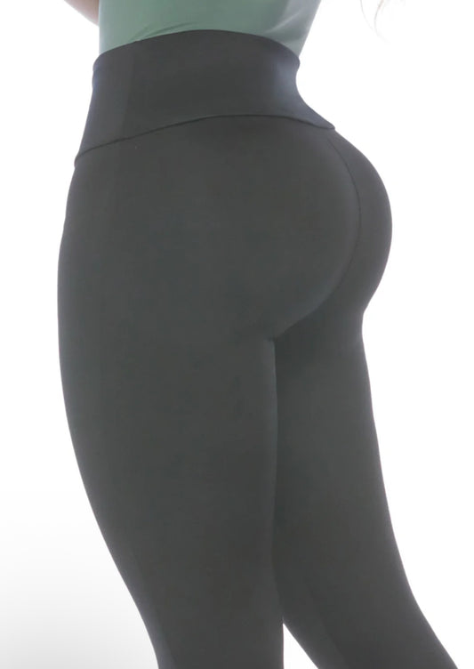 🆕 COLORS 💙♥️🖤LEGGINS 🇺🇸SMI0079 LEVANTA GLÚTEOS BLACK ESSENTIALS