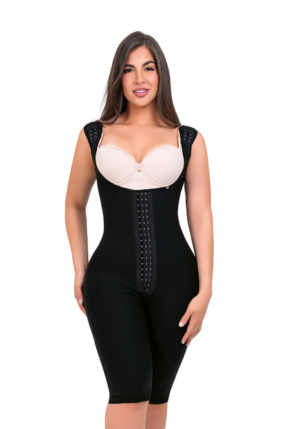 - Faja SMI7132 AFRODITA larga con efecto lifting y compresión progresiva
- Detalle de compresión en abdomen y piernas con panty incluido
- Vista posterior de diseño sin costuras hasta la rodilla